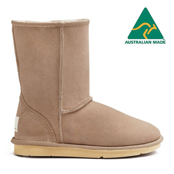 Ave Classic Short Ugg Boots